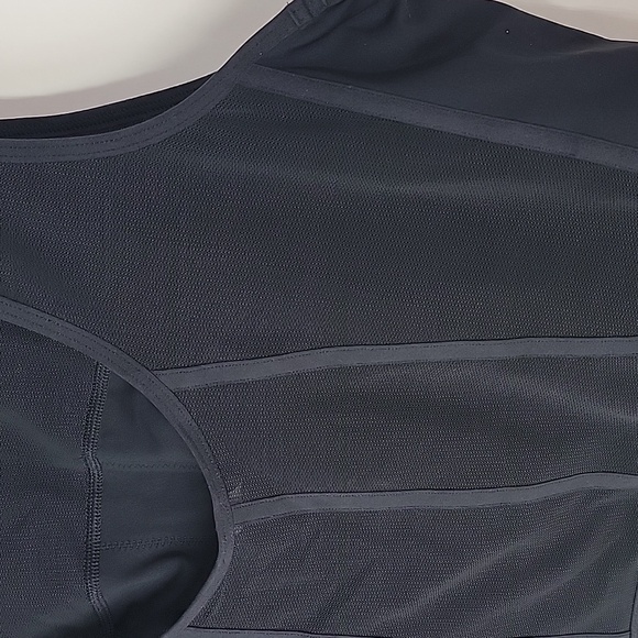Lululemon athletica femme force crop tank in black size 10 - Picture 8 of 12